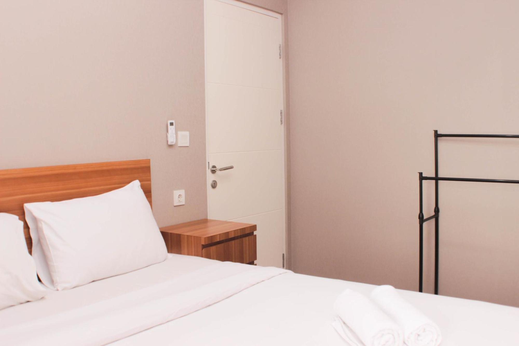 Fancy And Comfy 2br At Springlake Summarecon By Travelio